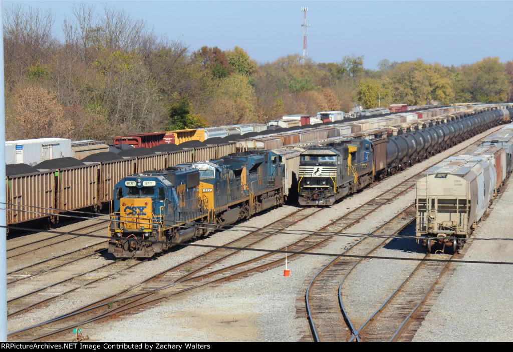 CSX 8717 377 NS 6987